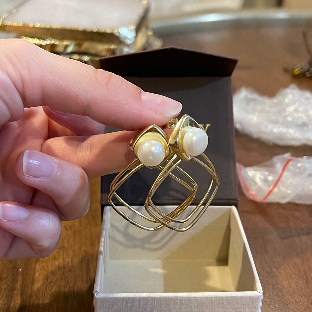 Gold-plated silver earrings with pearls
